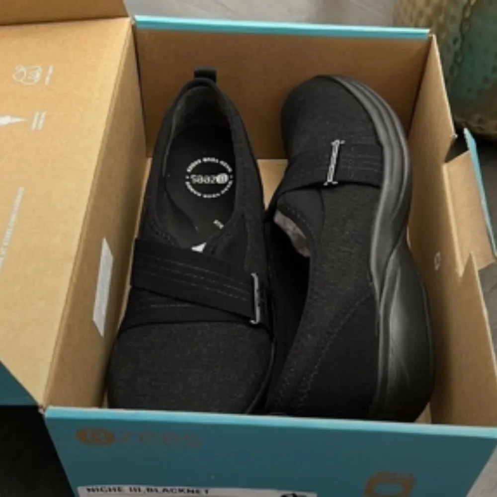 BZees Niche III Slip-On